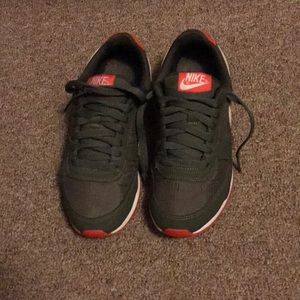 Nike Shoes- Size 6